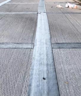 2.Asphalt anti-cracking paste